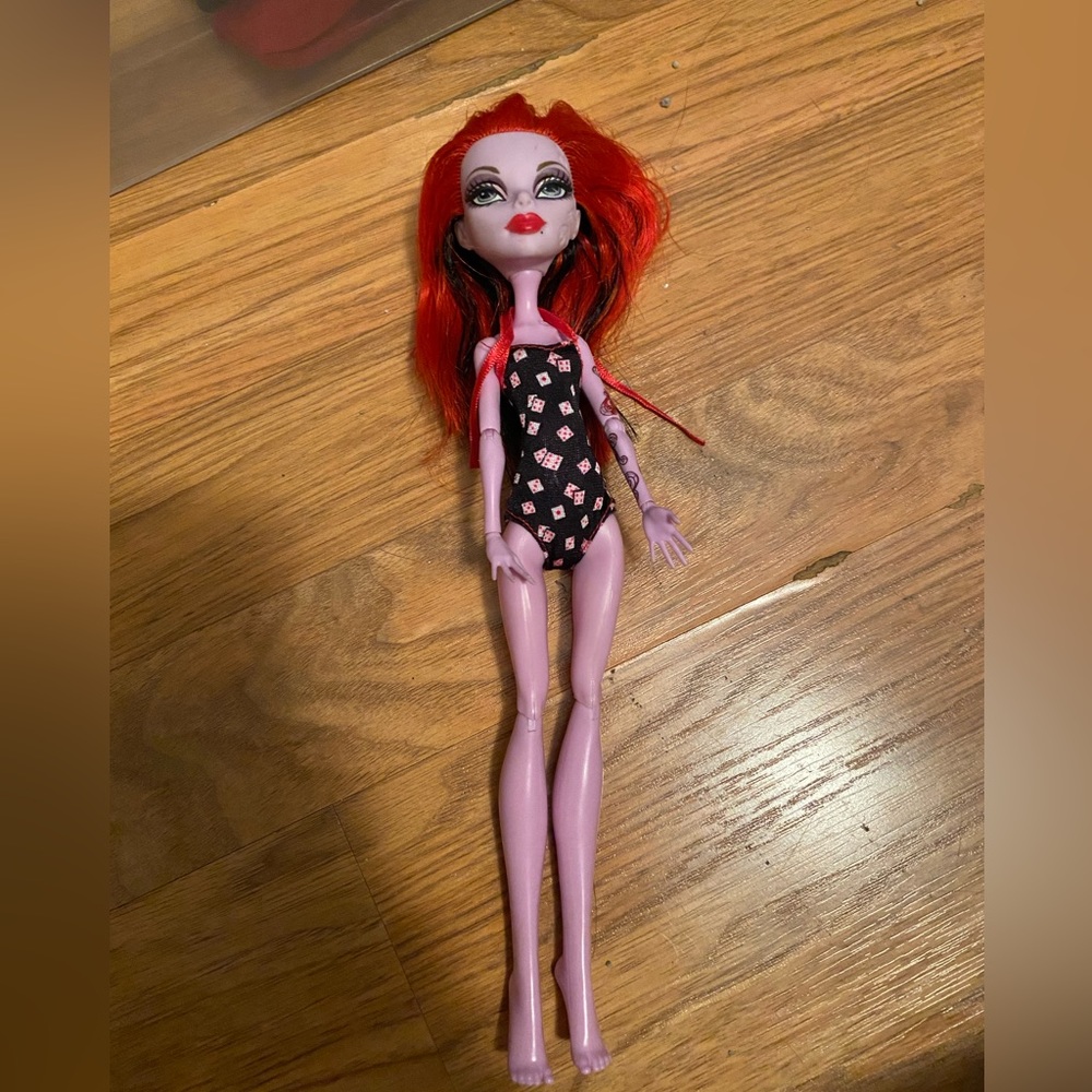 MH Operetta Doll